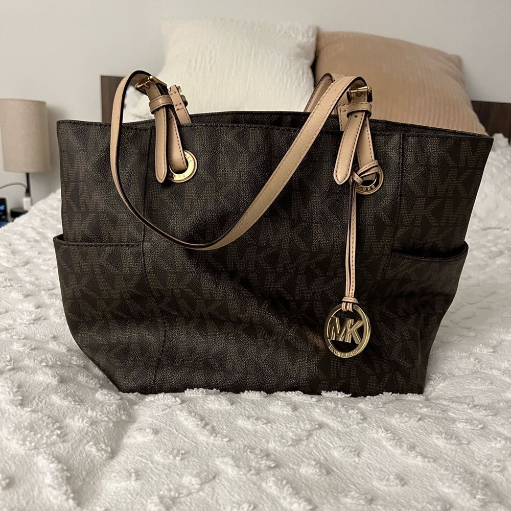 Michael Kors Signature Logo Tote Bag